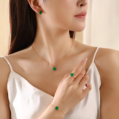 Five-Petal Clover Jewelry Set